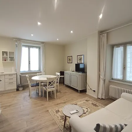 Antica Appartement Stresa